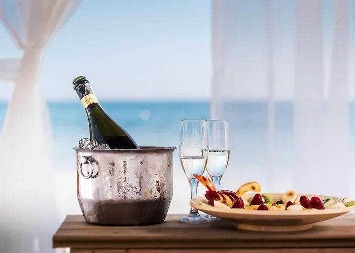 リゾート Thalassa & Retreat *