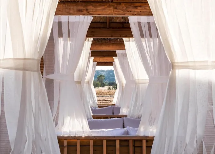 Thalassa & Retreat リゾート Vokolidha