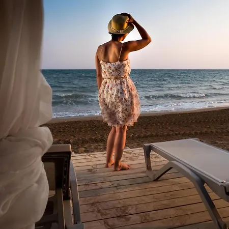 Thalassa & Retreat