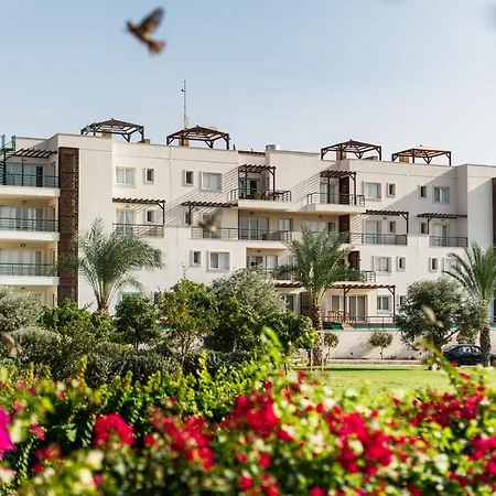 Thalassa & Retreat *