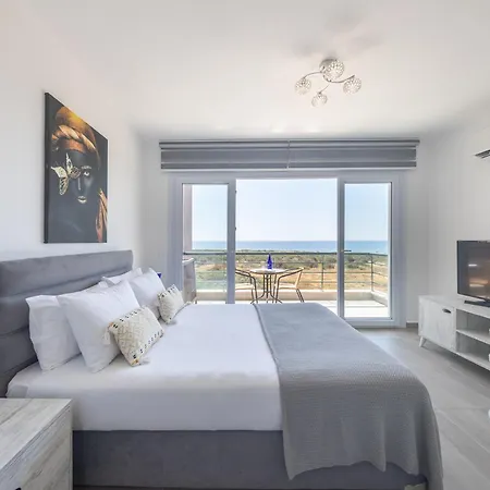 Thalassa & Retreat * Vokolidha