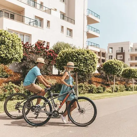 Complex Thalassa & Retreat