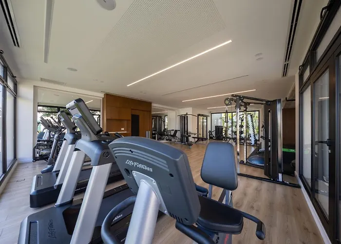 Thalassa & Retreat *